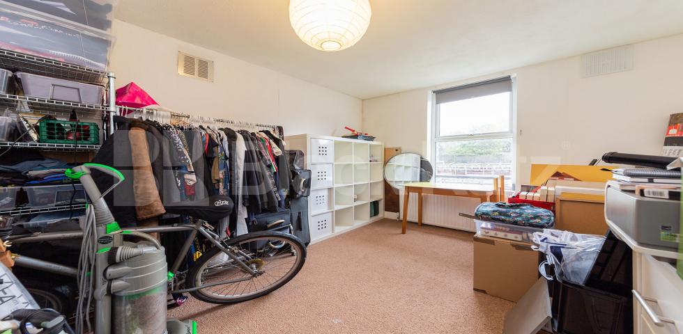 Modern Apartment Chapter Road, Willesden Green